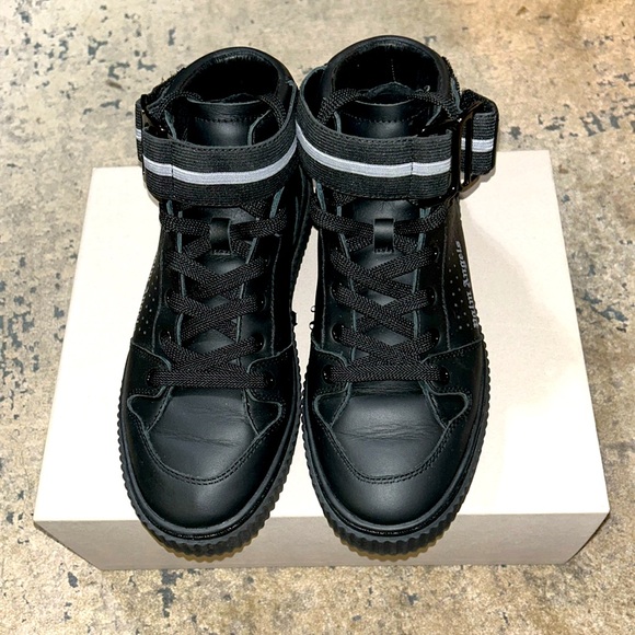 PALM ANGELS HIGH TOP SNEAKERS - Picture 1 of 3